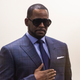 Image for article titled Chicago Journalist Who Covered R. Kelly Refuses to Testify in Court